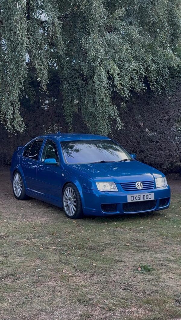 Vw Bora R Mk4 Fibreglass Front Bumper R 
Line - Image 2