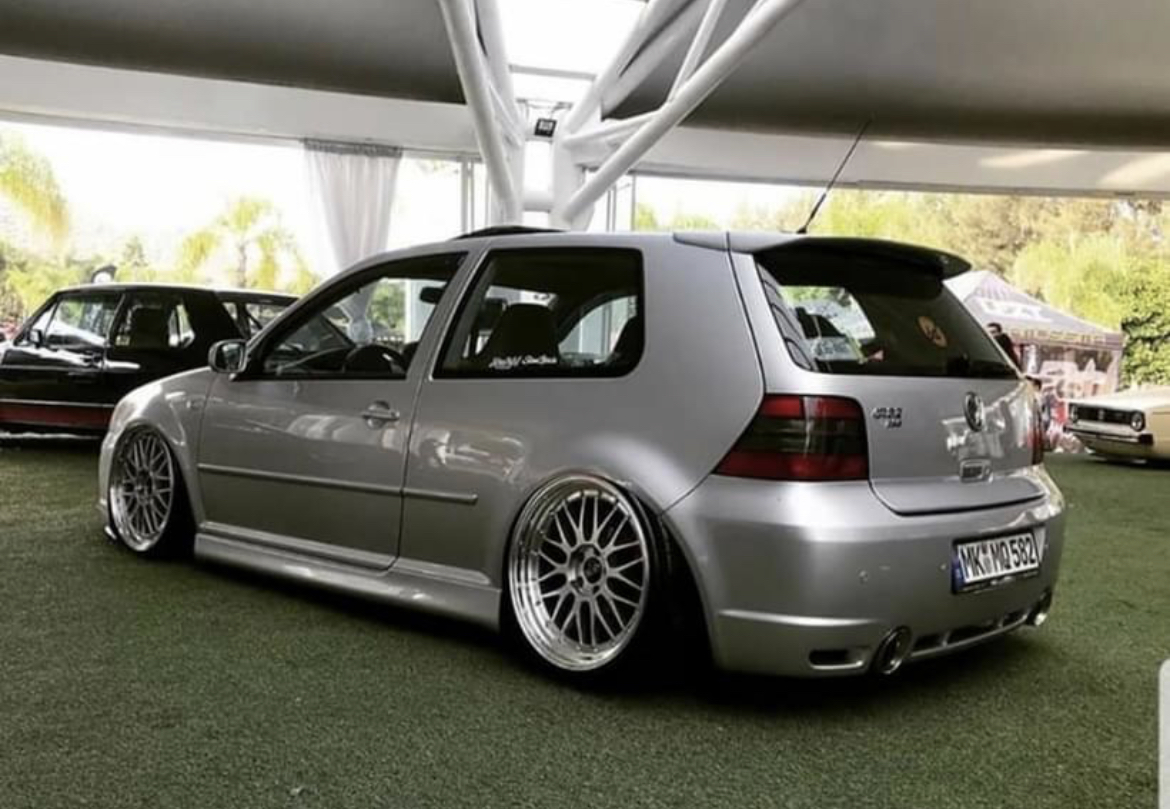 Vw Golf Mk4 Caractere Style 3 Piece Roof Spoiler – Switch Happy