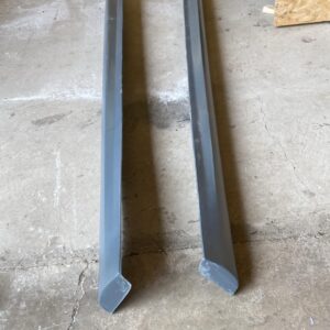 Vw Golf MK5 / MK6 and Jetta Mk5 Fibreglass R20 Side Skirts