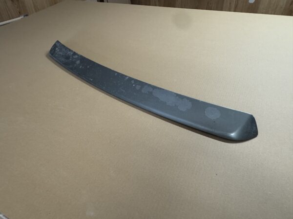Passat B5 / B5.5 Estate Variant OEM GENUINE Votex Roof Spoiler